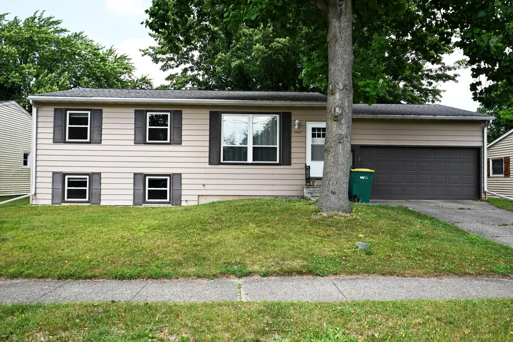 4402 Beechmount Avenue Portage City MI 49024