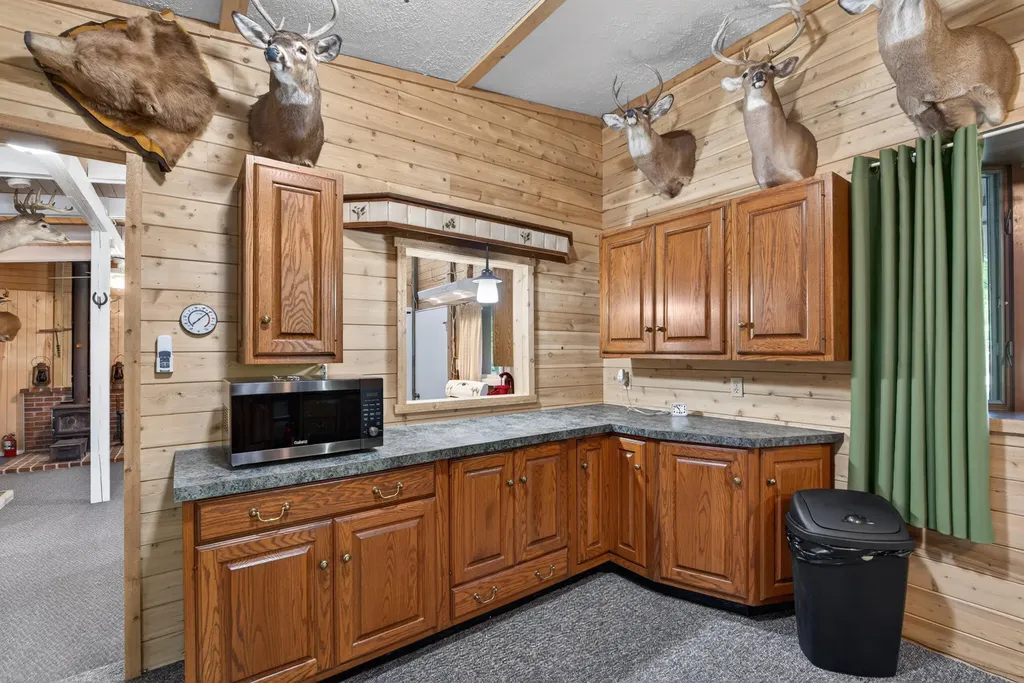 5595 75th Avenue Hinton Township MI 49332