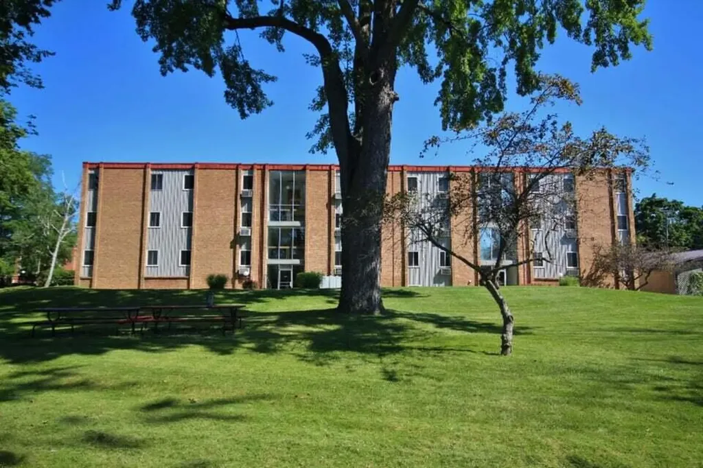 173 E Michigan Avenue Three Rivers City MI 49093