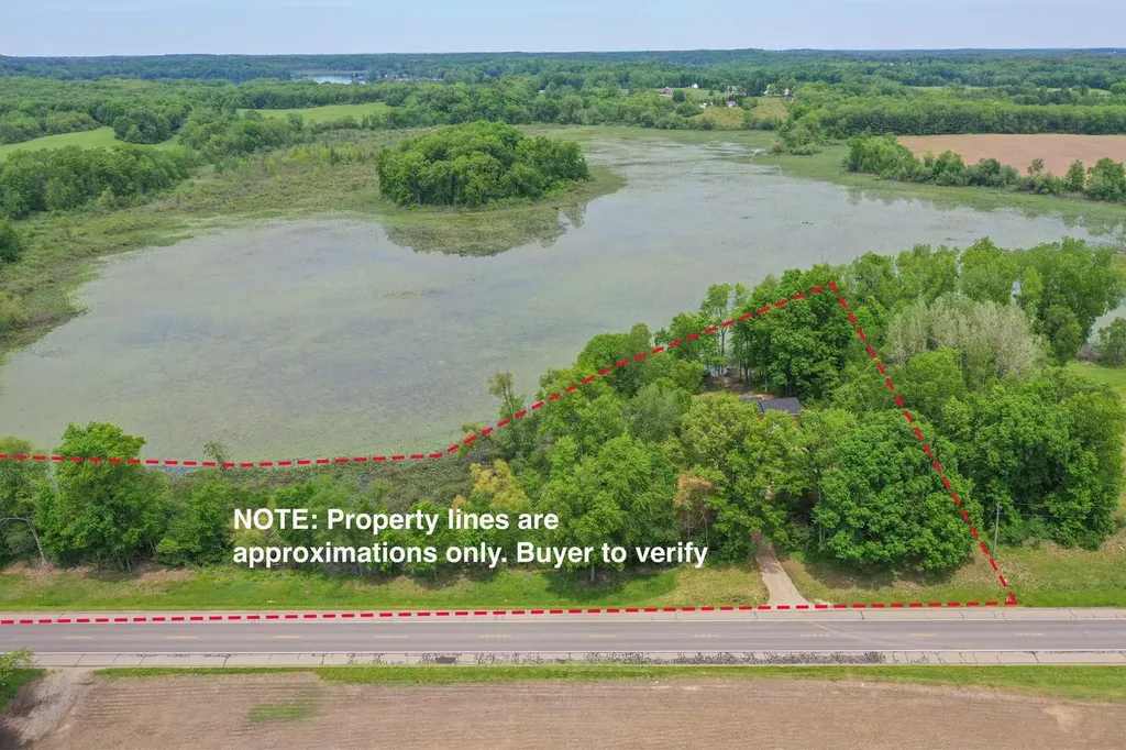 11582 M 60 Fabius Township MI 49093