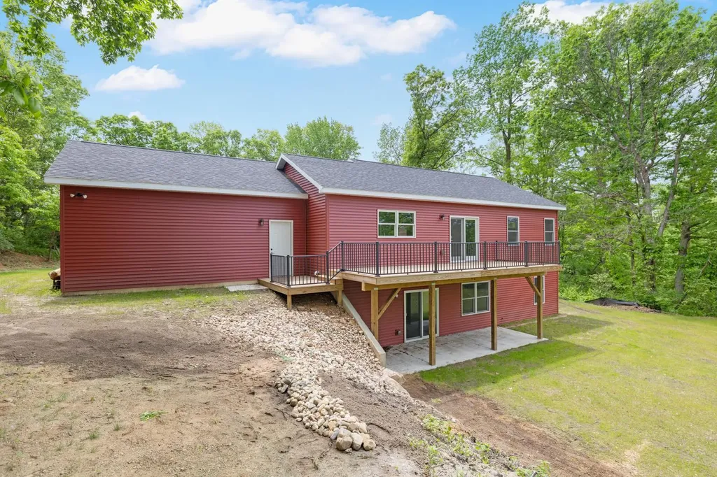 11582 M 60 Fabius Township MI 49093