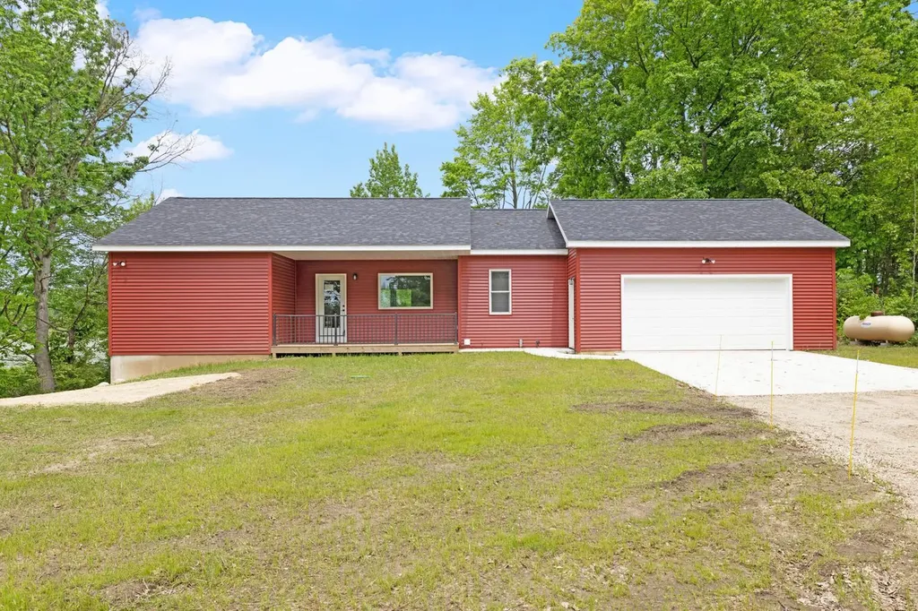 11582 M 60 Fabius Township MI 49093