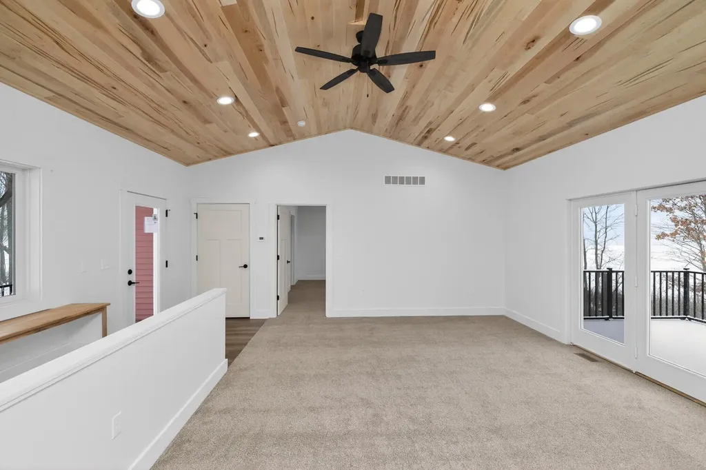 11582 M 60 Fabius Township MI 49093