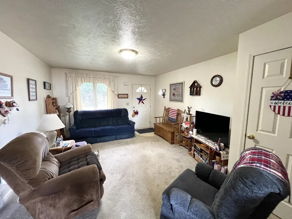202-206 Farwell Avenue Sturgis City MI 49091