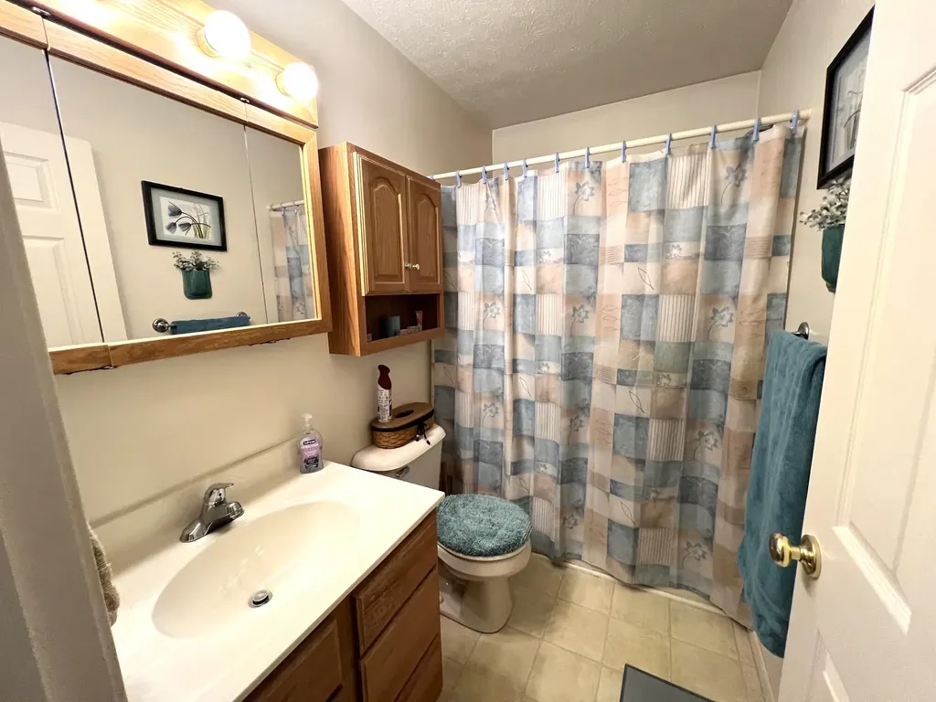 202-206 Farwell Avenue Sturgis City MI 49091