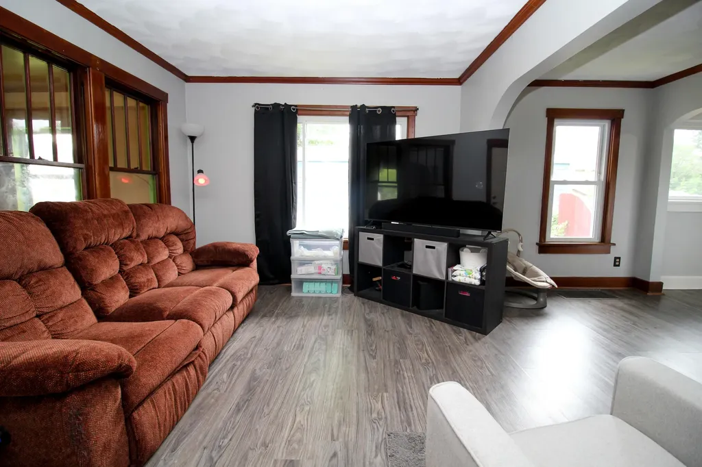 806 West Street Three Rivers City MI 49093