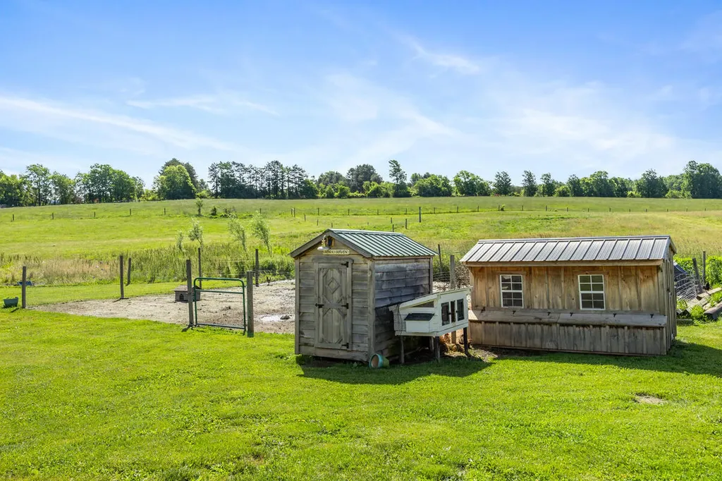 2189 W Vermontville Highway Chester Township MI 48813