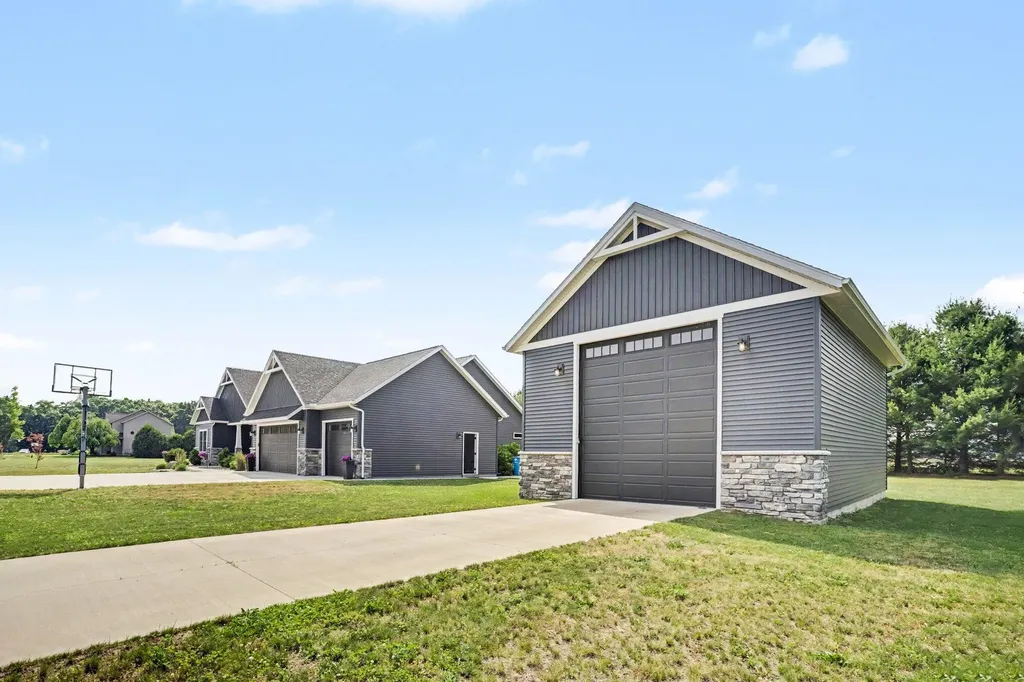 17045 Woodside Lane Lockport Township MI 49093