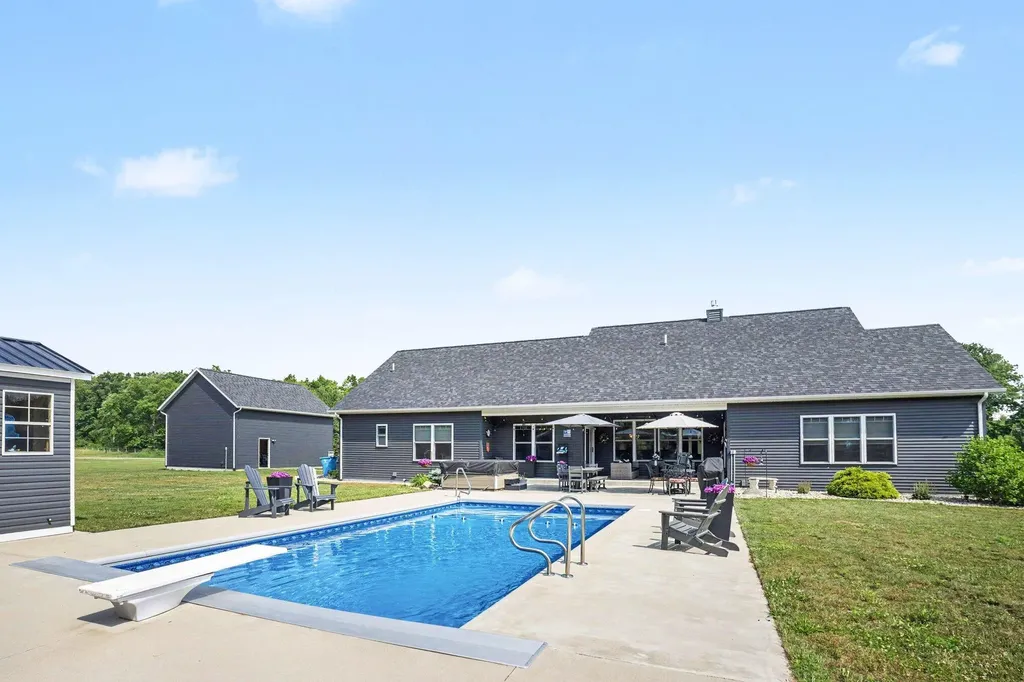 17045 Woodside Lane Lockport Township MI 49093