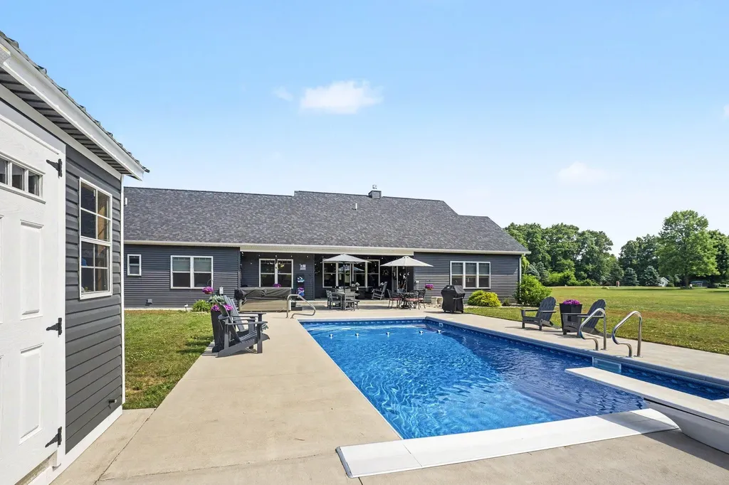 17045 Woodside Lane Lockport Township MI 49093