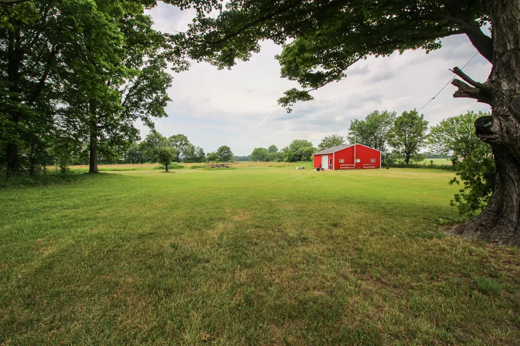 53532 Parkville Road Park Township MI 49093