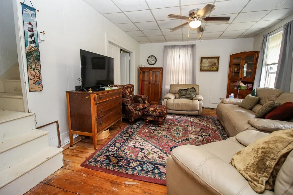 53532 Parkville Road Park Township MI 49093