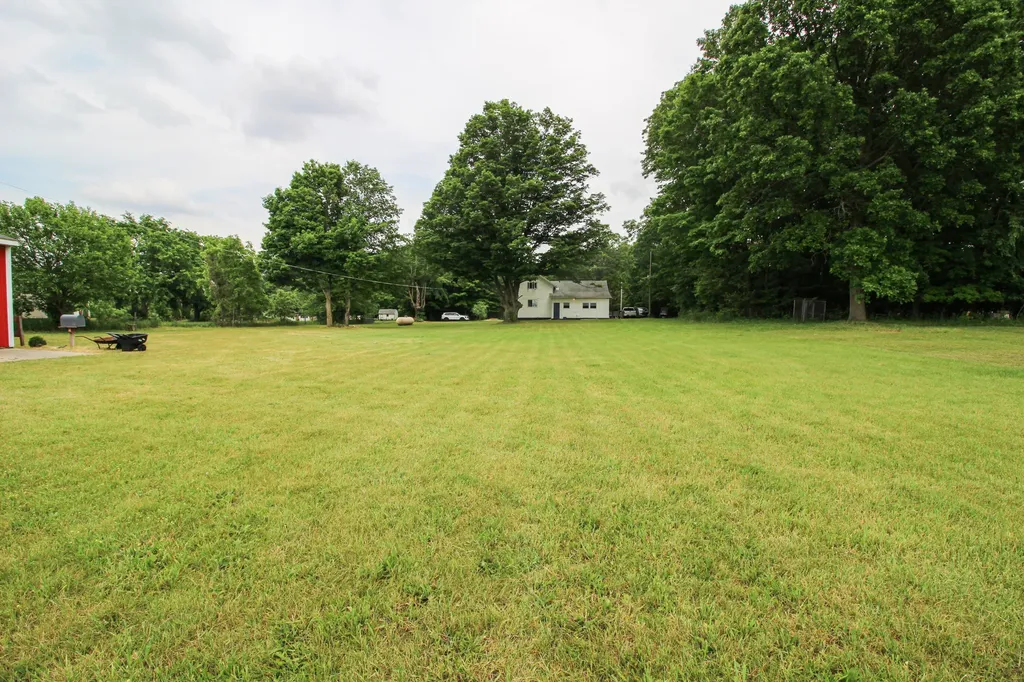 53532 Parkville Road Park Township MI 49093