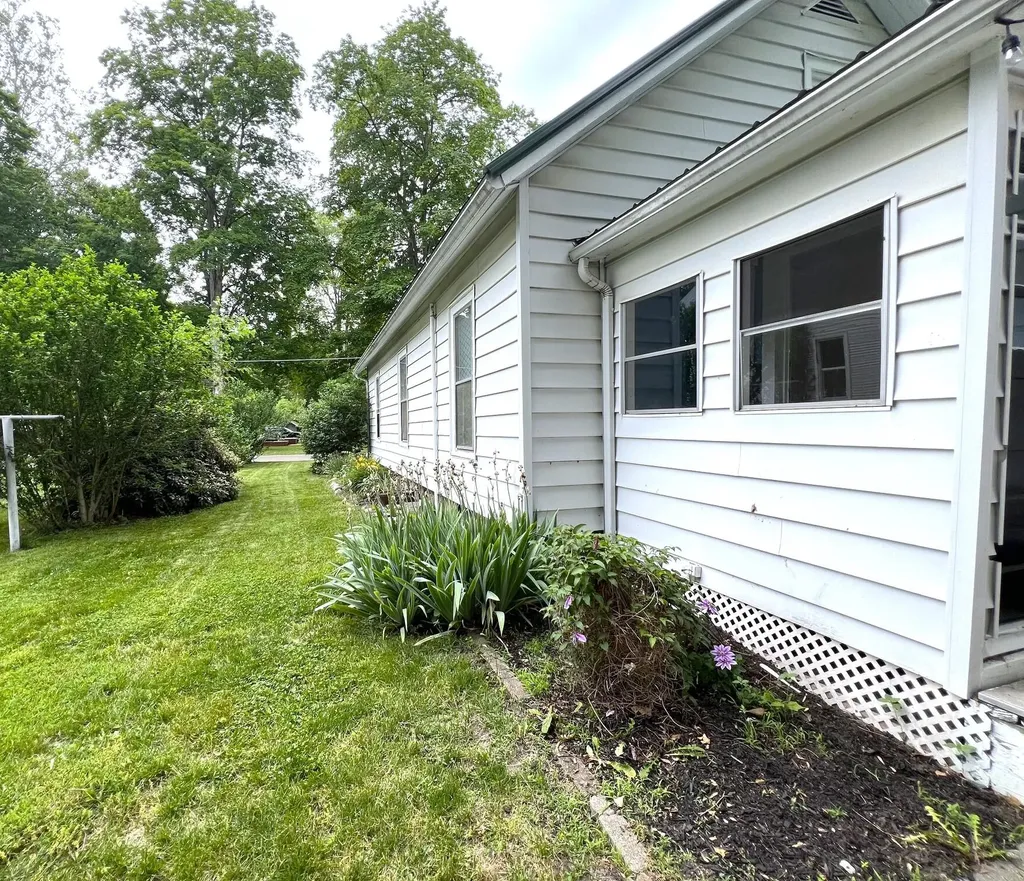 229 5th Street Burr Oak Village MI 49030