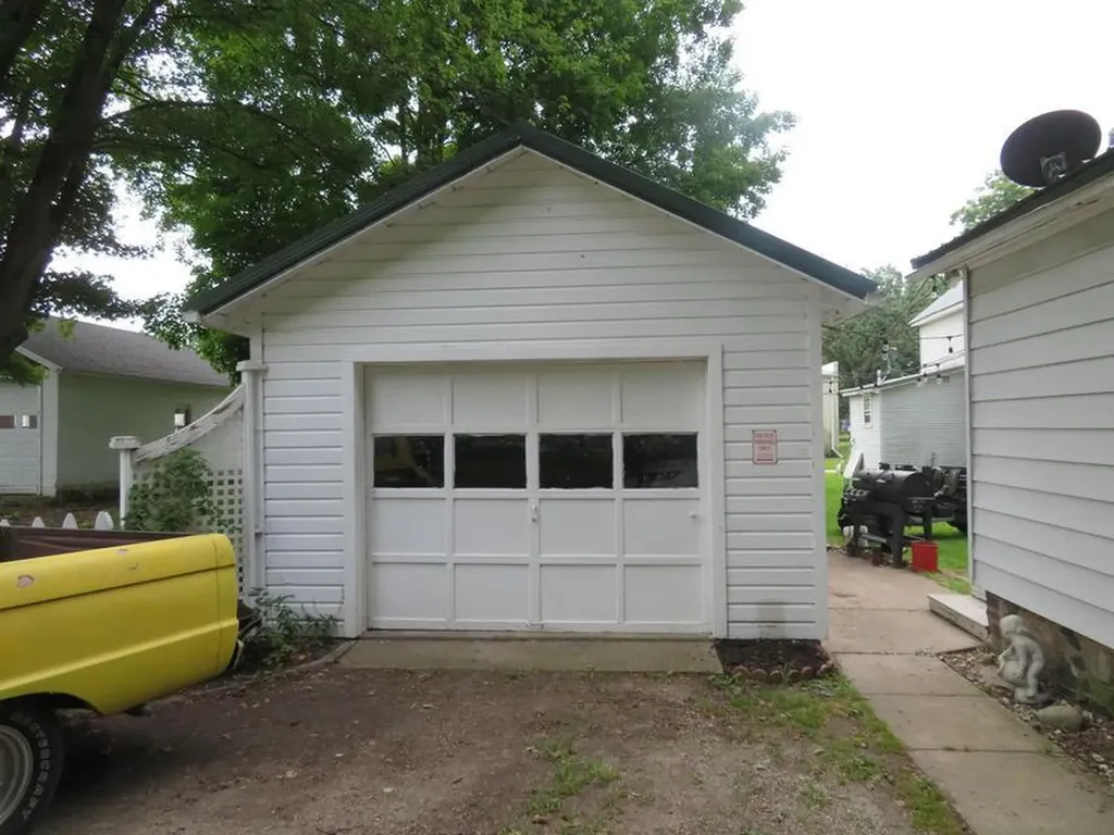 229 5th Street Burr Oak Village MI 49030