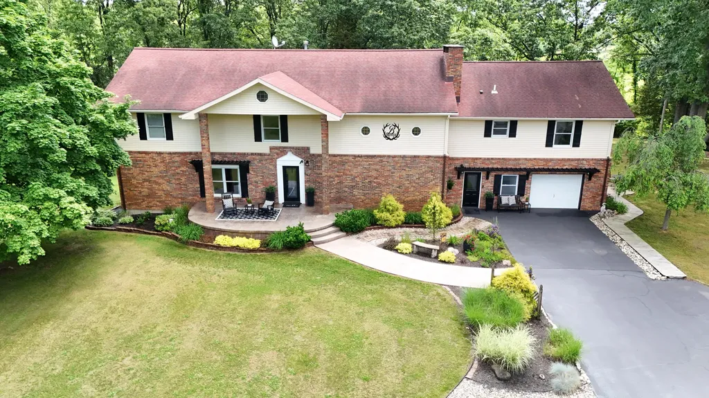 18610 M 86 Lockport Township MI 49093