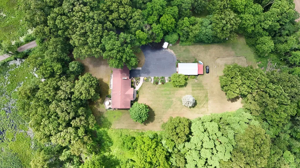 18610 M 86 Lockport Township MI 49093