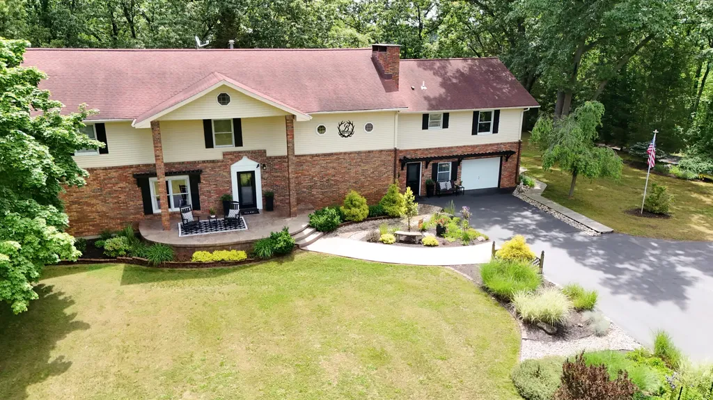 18610 M 86 Lockport Township MI 49093