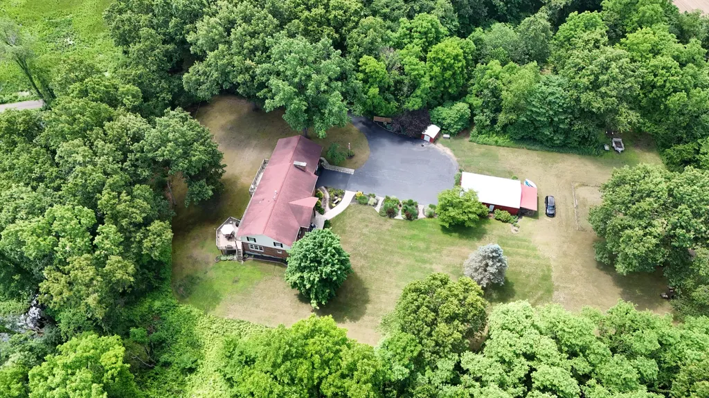 18610 M 86 Lockport Township MI 49093