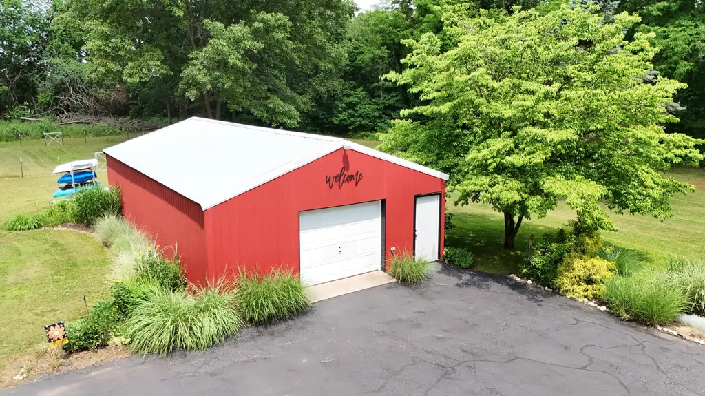 18610 M 86 Lockport Township MI 49093