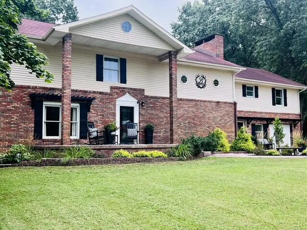 18610 M 86 Lockport Township MI 49093