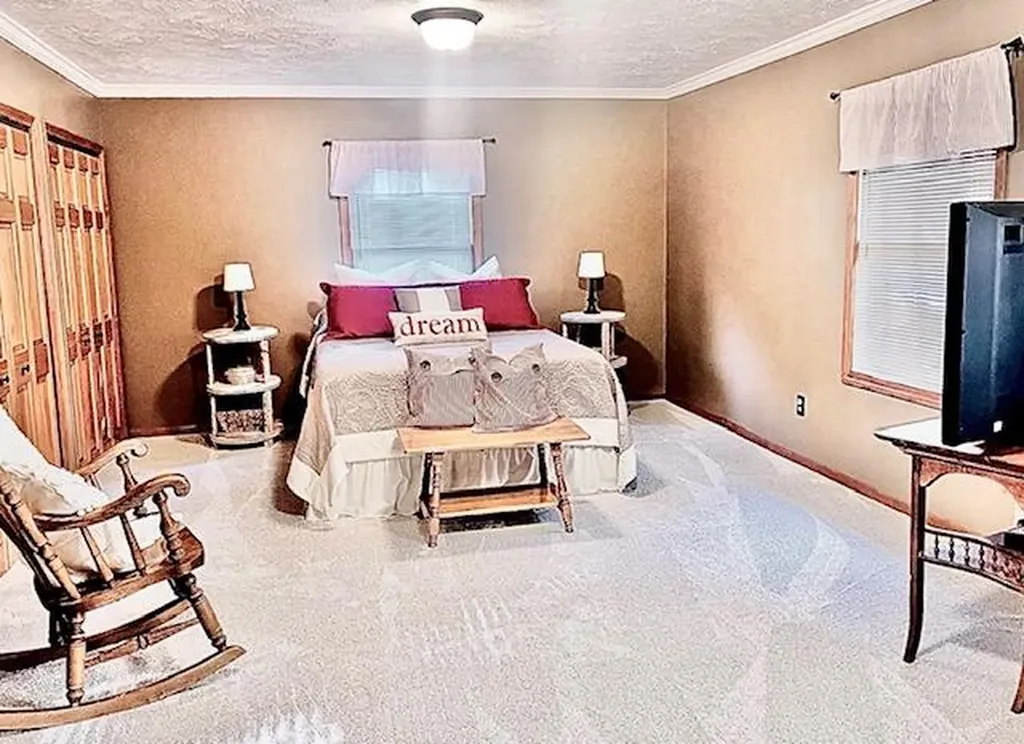 18610 M 86 Lockport Township MI 49093