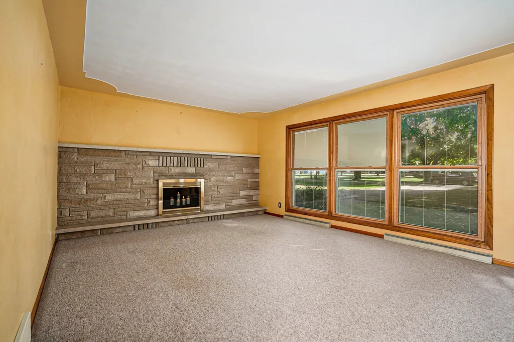 340 W Railroad Street Centreville Village MI 49032