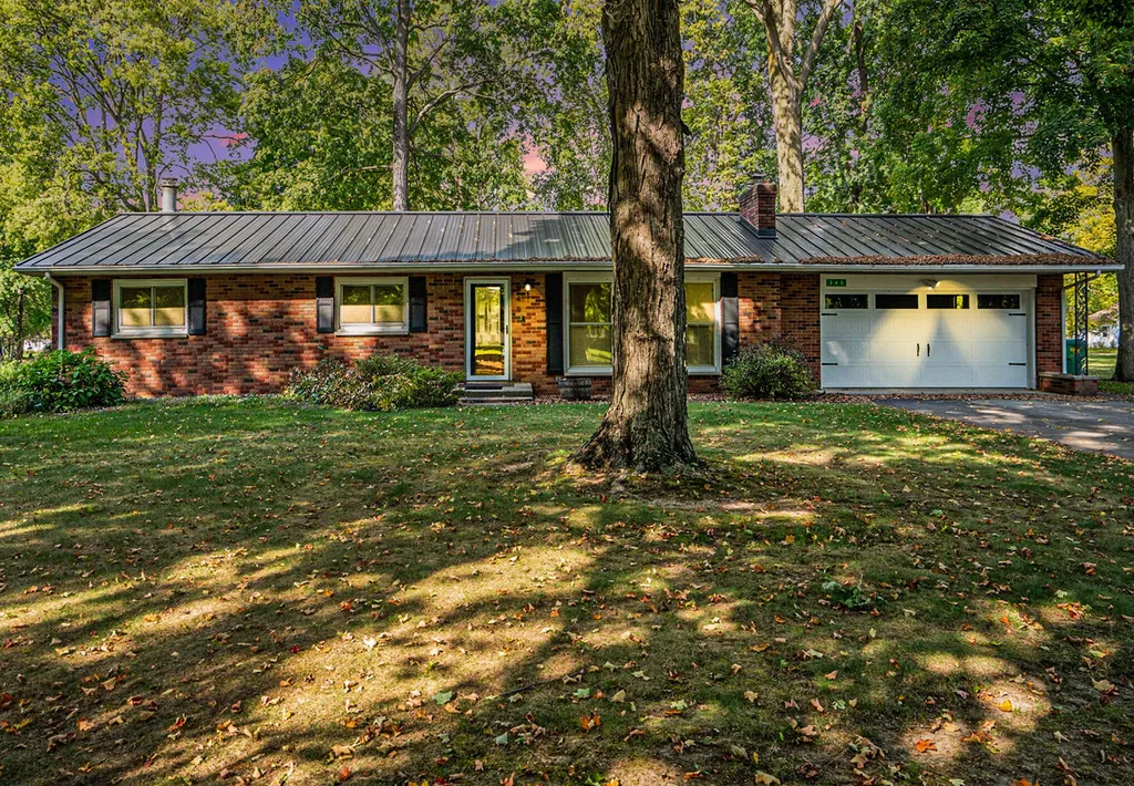 340 W Railroad Street Centreville Village MI 49032