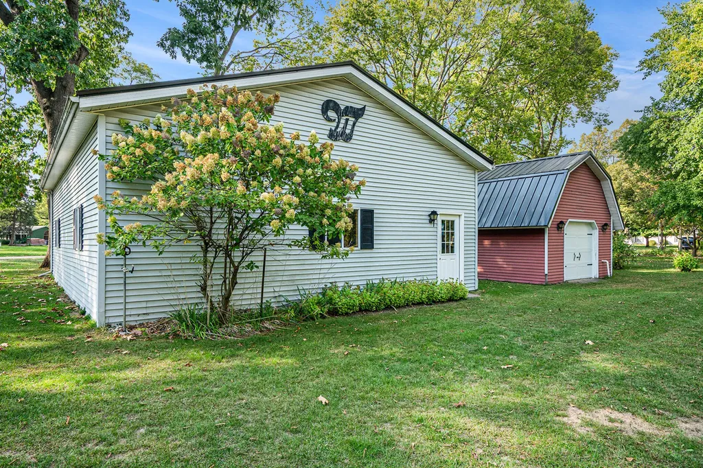 340 W Railroad Street Centreville Village MI 49032