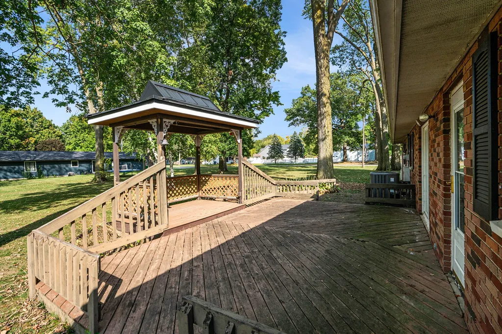 340 W Railroad Street Centreville Village MI 49032