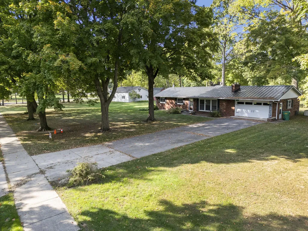 340 W Railroad Street Centreville Village MI 49032