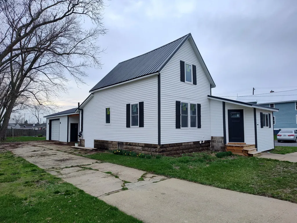 509 N Walker Street Bronson City MI 49028