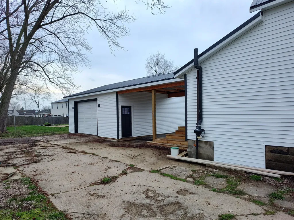 509 N Walker Street Bronson City MI 49028