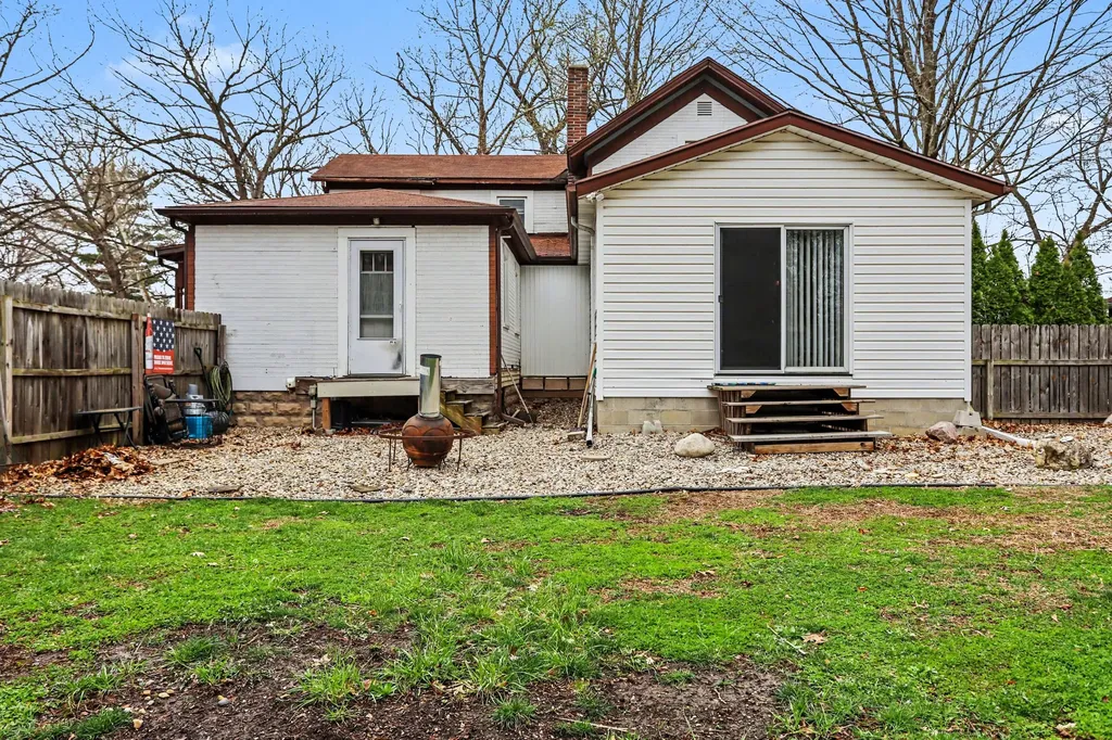 707 East Street Three Rivers City MI 49093
