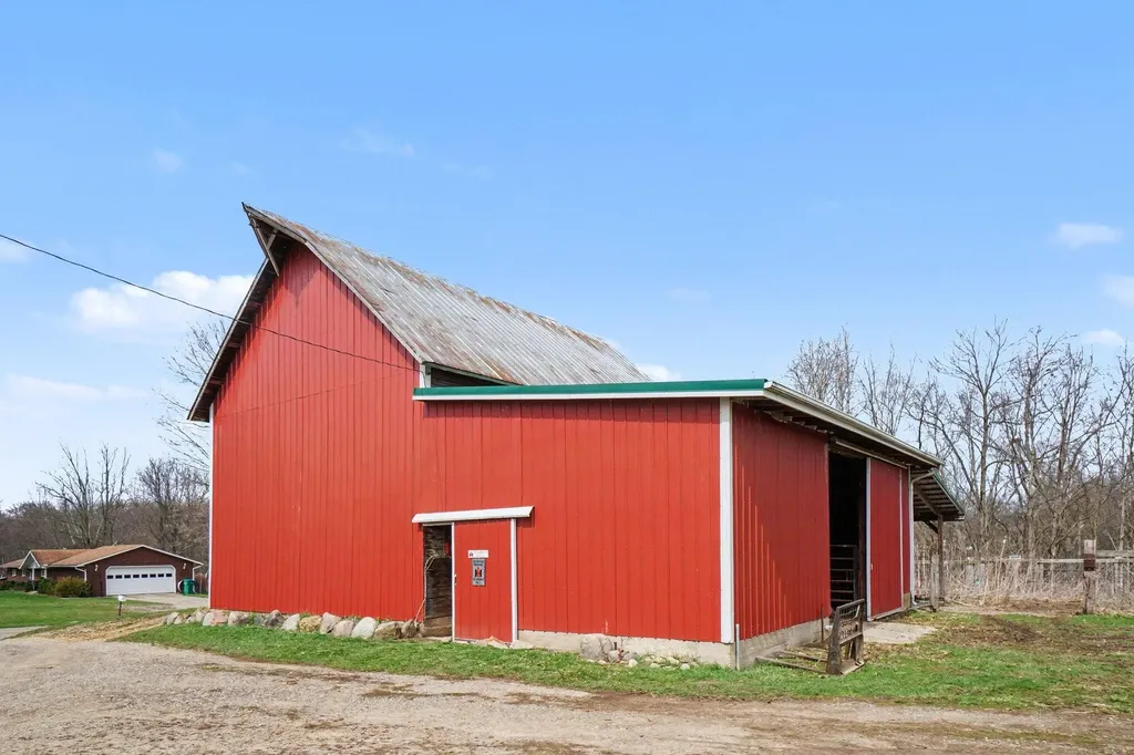 53699 Flatbush Road Flowerfield Township MI 49067