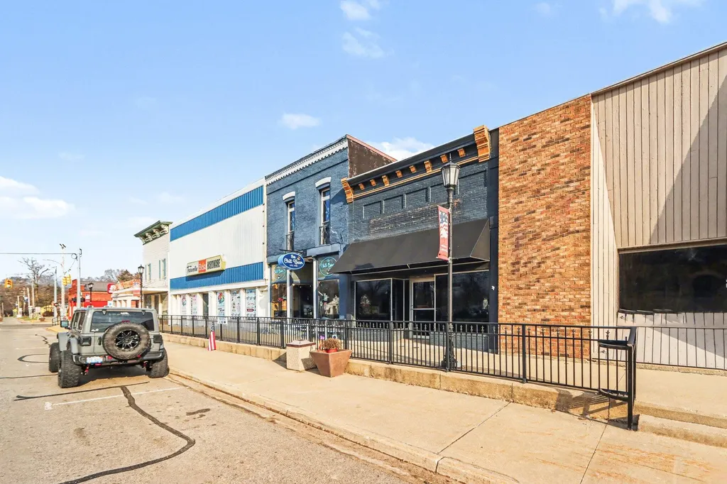 136 W Main Street Centreville Village MI 49032