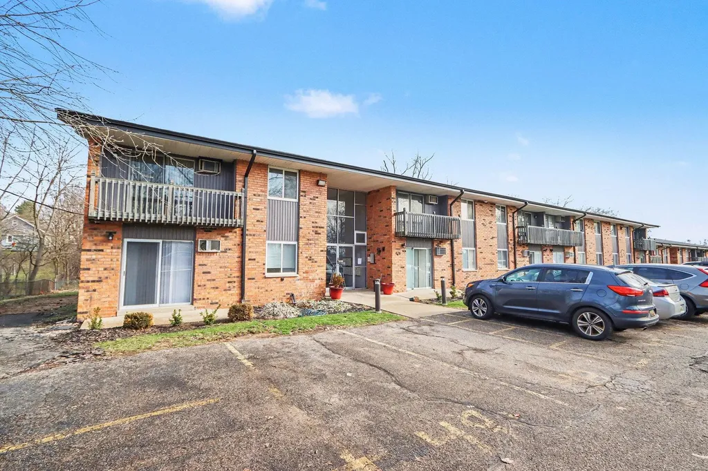 626 Lynn Avenue Kalamazoo City MI 49008