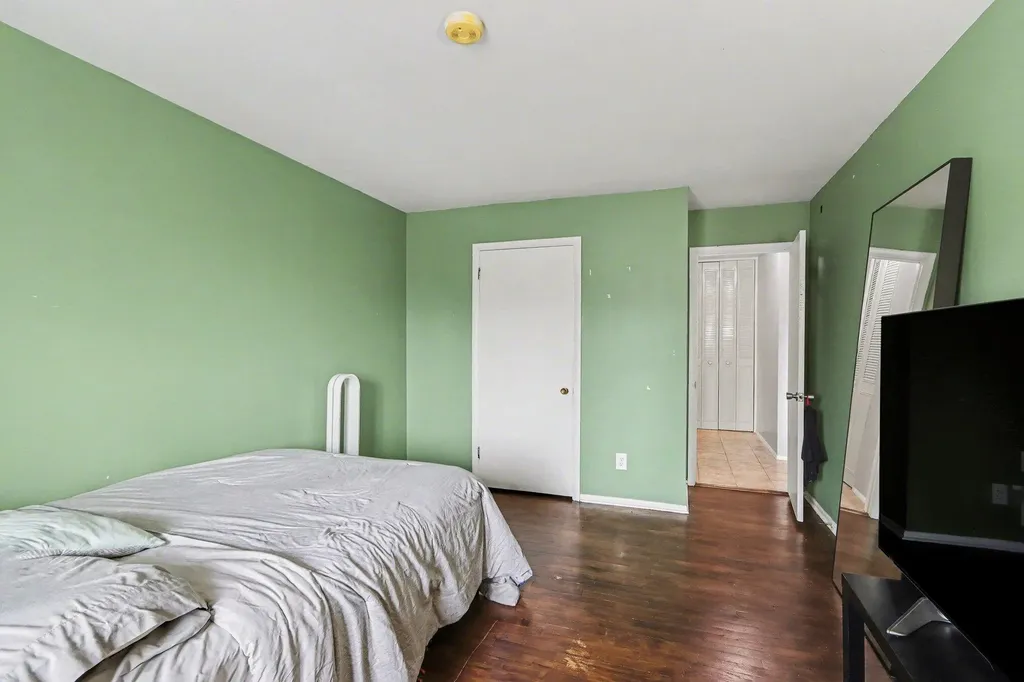 626 Lynn Avenue Kalamazoo City MI 49008