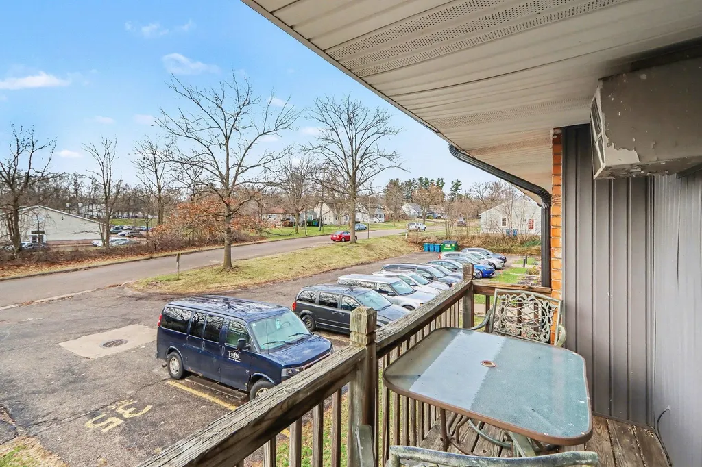 626 Lynn Avenue Kalamazoo City MI 49008