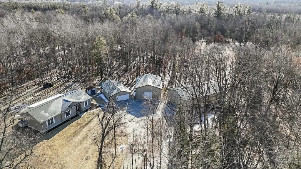 5717 Maple Ridge Road Clayton Township MI 48659