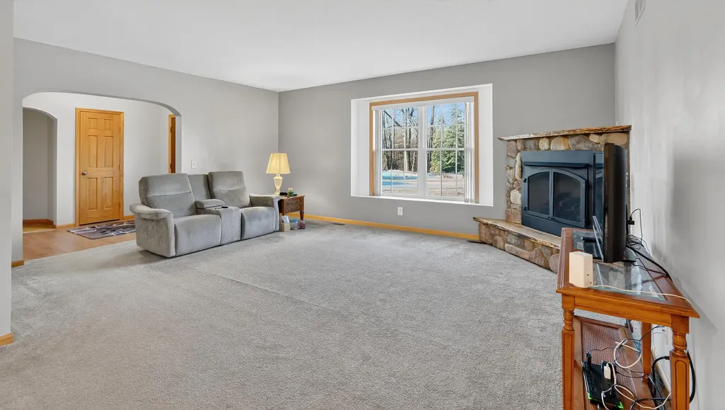 5717 Maple Ridge Road Clayton Township MI 48659