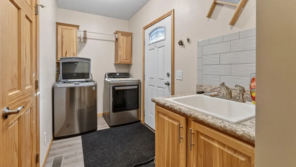 5717 Maple Ridge Road Clayton Township MI 48659