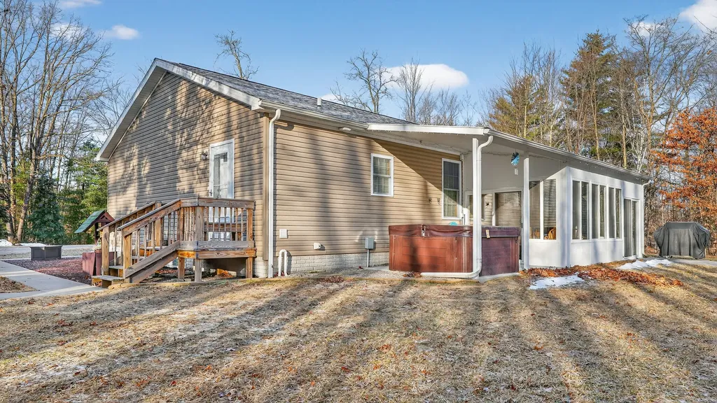 5717 Maple Ridge Road Clayton Township MI 48659