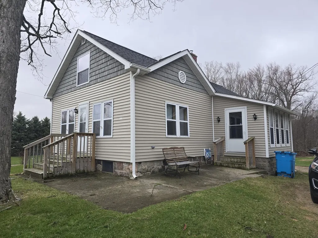 804 E State Street Colon Village MI 49040
