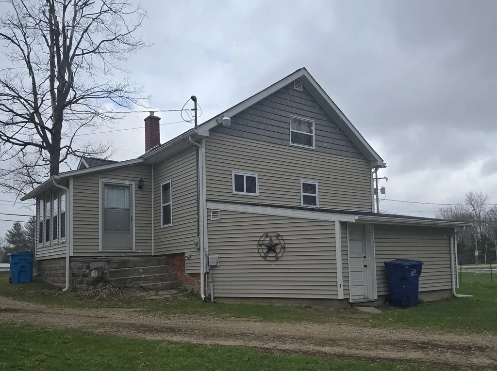 804 E State Street Colon Village MI 49040