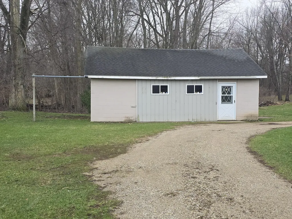 804 E State Street Colon Village MI 49040