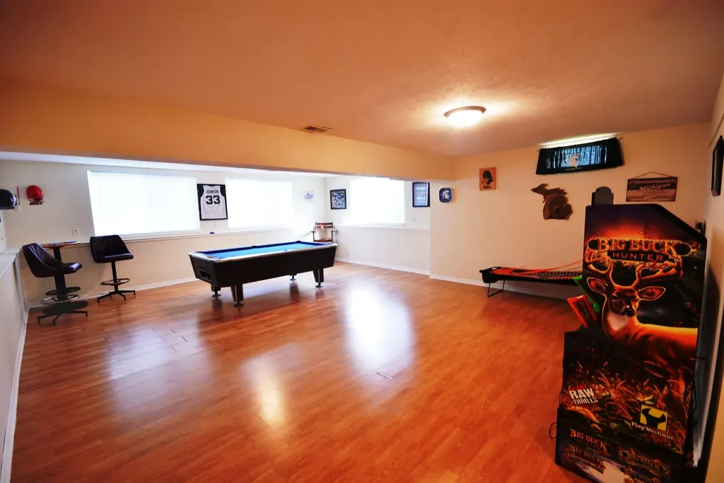 1206 Comstock Drive Marshall City MI 49068