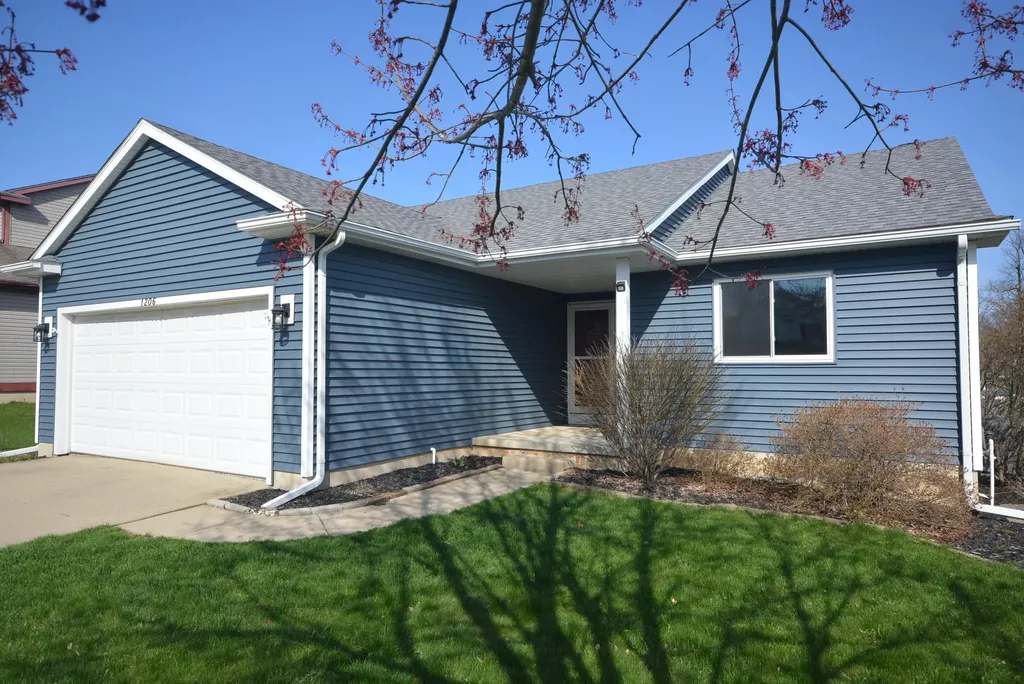 1206 Comstock Drive Marshall City MI 49068