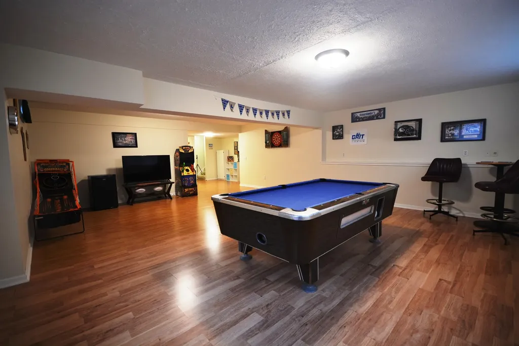 1206 Comstock Drive Marshall City MI 49068