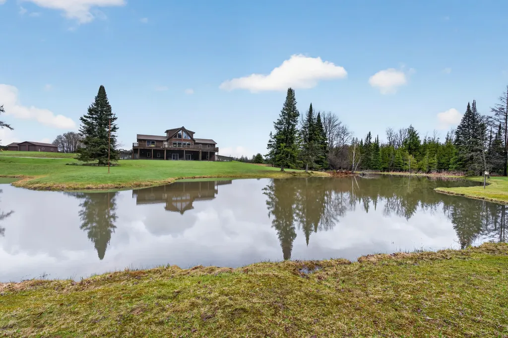 20200 Hibma Road Burdell Township MI 49688